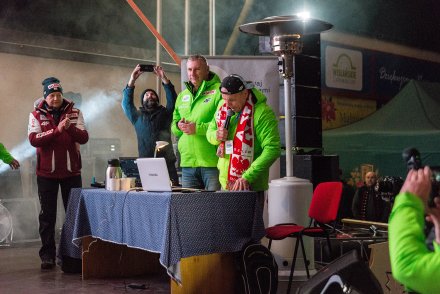 Ceremonia wręczenia numerów startowych